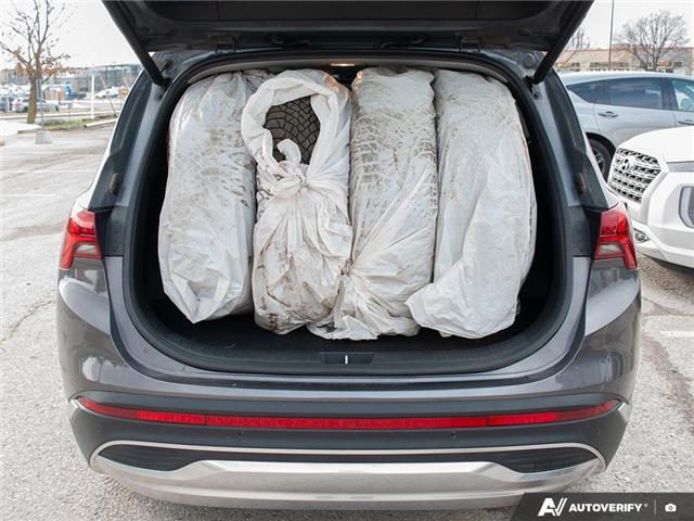 2022 Hyundai Santa Fe HEV Luxury (Stk: 107821) in London - Image 11 of 27