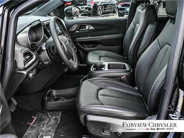 2026 Chrysler Grand Caravan SXT (Stk: TR2537) in Burlington - Image 15 of 33