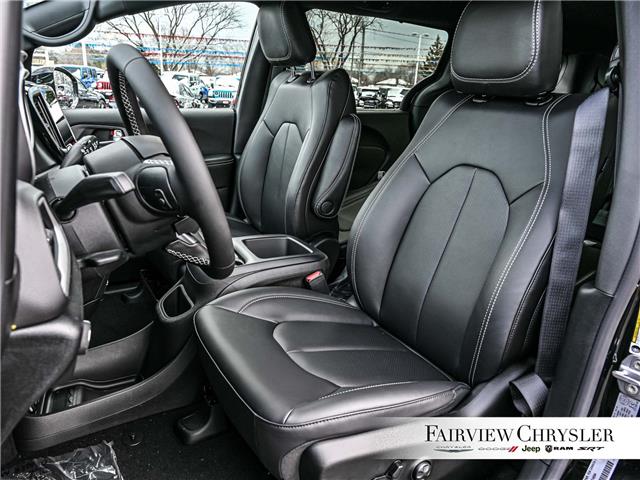 2026 Chrysler Grand Caravan SXT (Stk: TR2537) in Burlington - Image 16 of 33