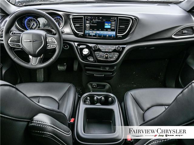 2026 Chrysler Grand Caravan SXT (Stk: TR2537) in Burlington - Image 21 of 33