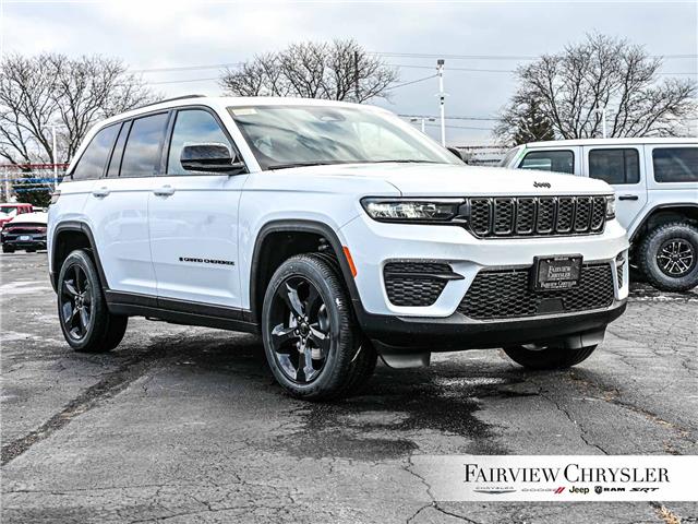 2025 Jeep Grand Cherokee Laredo (Stk: SC2528) in Burlington - Image 14 of 34