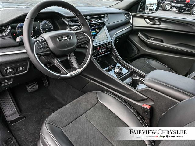 2025 Jeep Grand Cherokee Laredo (Stk: SC2528) in Burlington - Image 15 of 34