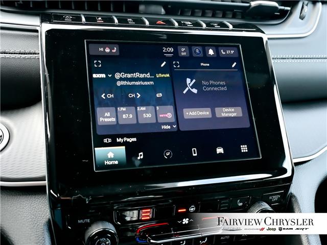 2025 Jeep Grand Cherokee Laredo (Stk: SC2528) in Burlington - Image 30 of 34