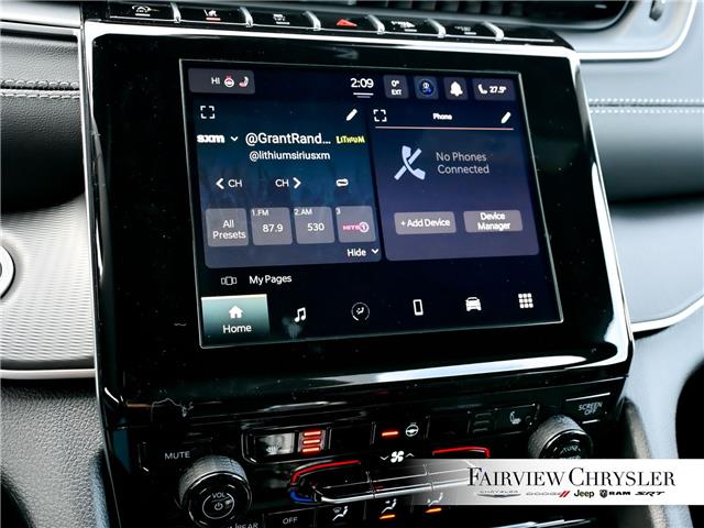 2025 Jeep Grand Cherokee Laredo (Stk: SC2528) in Burlington - Image 31 of 34