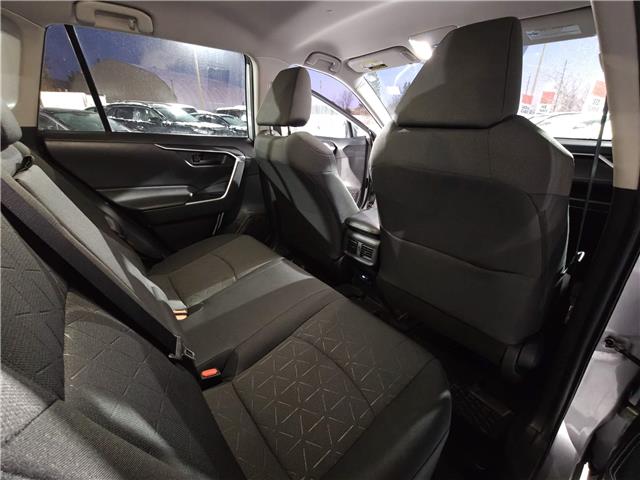 2022 Toyota RAV4 LE in Ottawa - Image 16 of 28 2022 Toyota RAV4 LE in Ottawa - Image 16 of 28