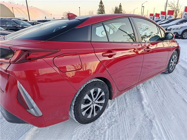 2021 Toyota Prius Prime Base in Ottawa - Image 5 of 26