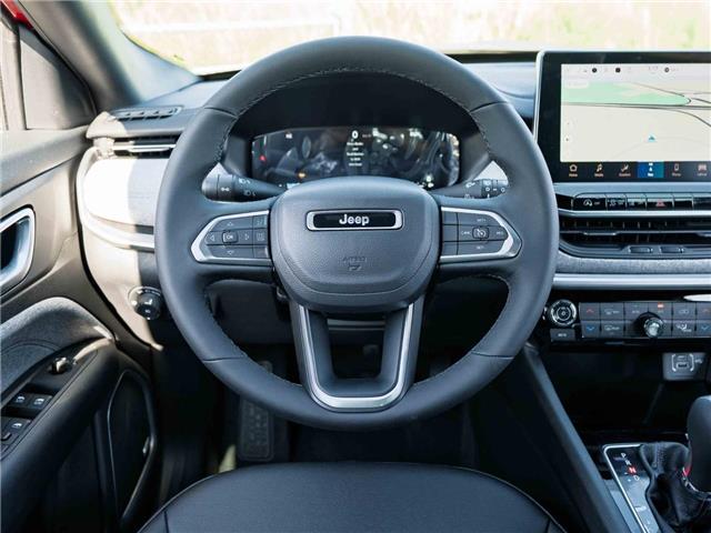 2025 Jeep Compass North (Stk: S618765) in Surrey - Image 10 of 21