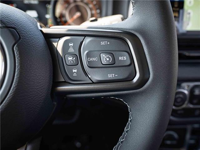 2025 Jeep Wrangler Rubicon (Stk: S653191) in Surrey - Image 12 of 23