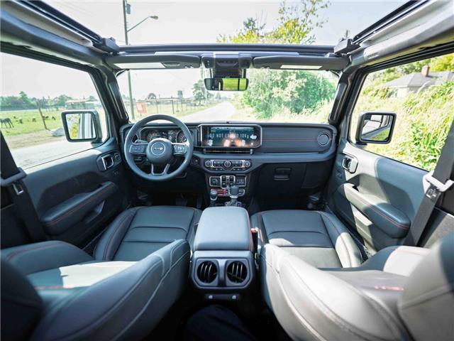 2025 Jeep Wrangler Rubicon (Stk: S651232) in Surrey - Image 9 of 23