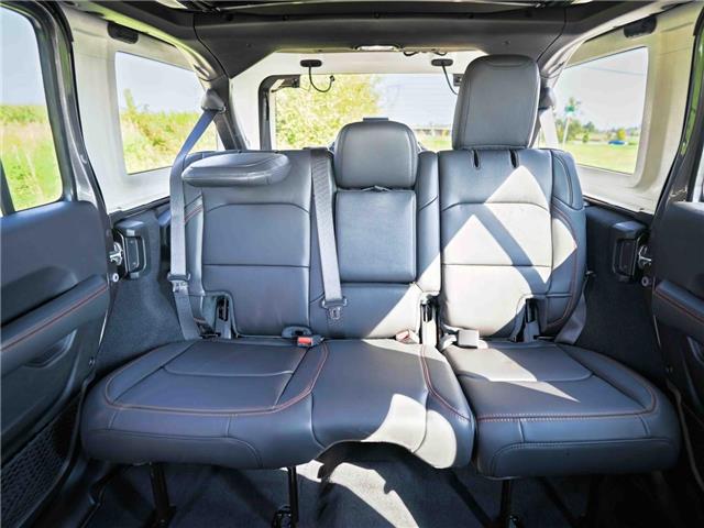 2025 Jeep Wrangler Rubicon (Stk: S651232) in Surrey - Image 21 of 23