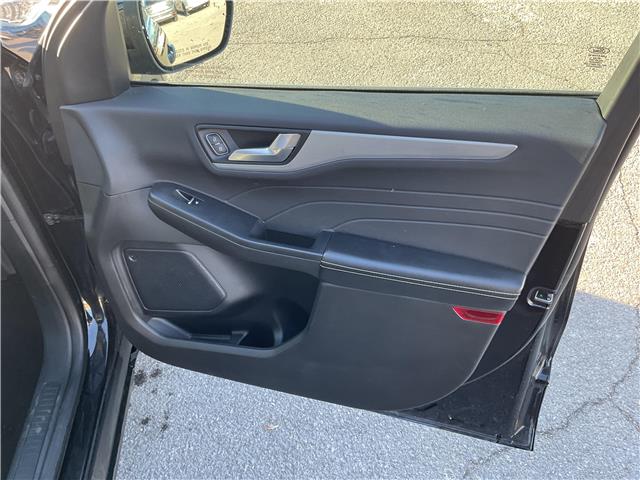 2023 Ford Escape Platinum (Stk: 251426) in Kingston - Image 29 of 33