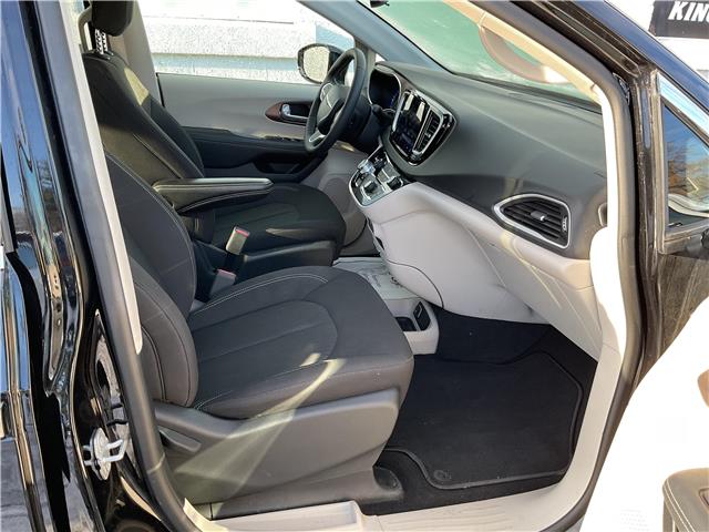 2024 Chrysler Grand Caravan SXT (Stk: 251565) in Ottawa - Image 9 of 19