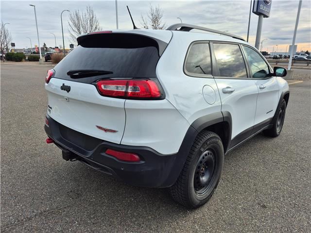 2015 Jeep Cherokee Trailhawk (Stk: 300150) in Lethbridge - Image 5 of 10