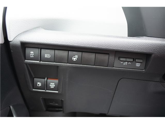 2025 Toyota Sienna XLE 8-Passenger (Stk: MU2390) in London - Image 20 of 27