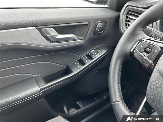 2025 Ford Escape Platinum (Stk: R0H2703) in Hamilton - Image 13 of 21