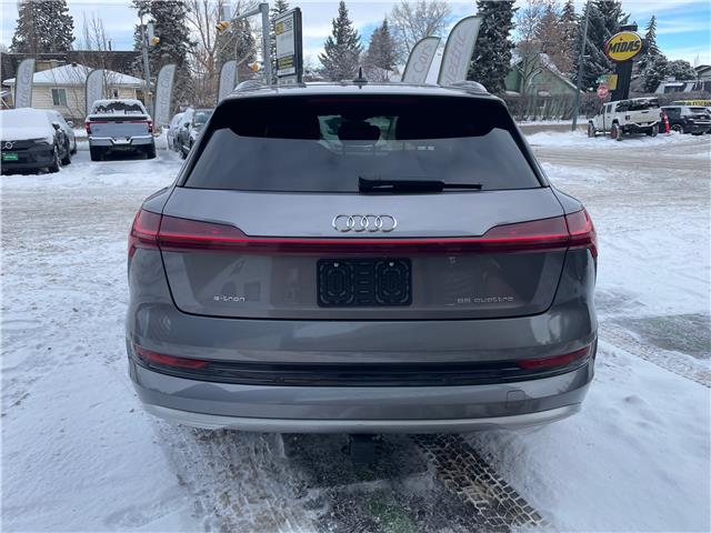 2019 Audi e-tron 55 Technik (Stk: R-19AUEGRA3966) in Calgary - Image 4 of 15