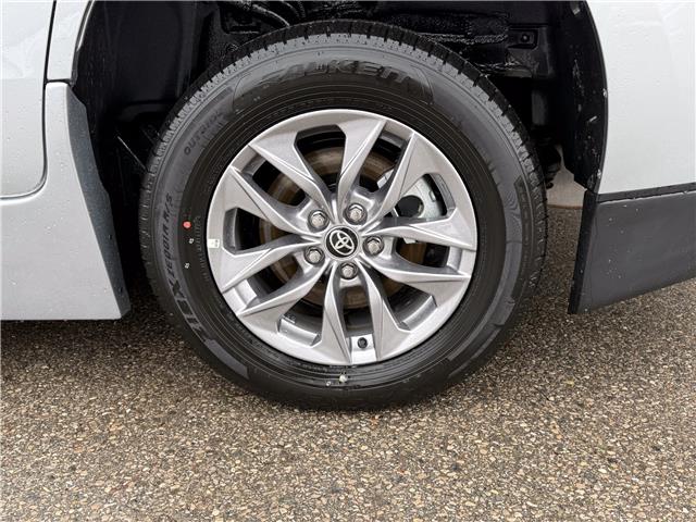 2025 Toyota Sienna XLE 8-Passenger (Stk: MU2389) in London - Image 25 of 25