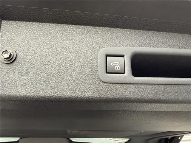 2025 Toyota Sienna XLE 8-Passenger (Stk: MU2389) in London - Image 24 of 25