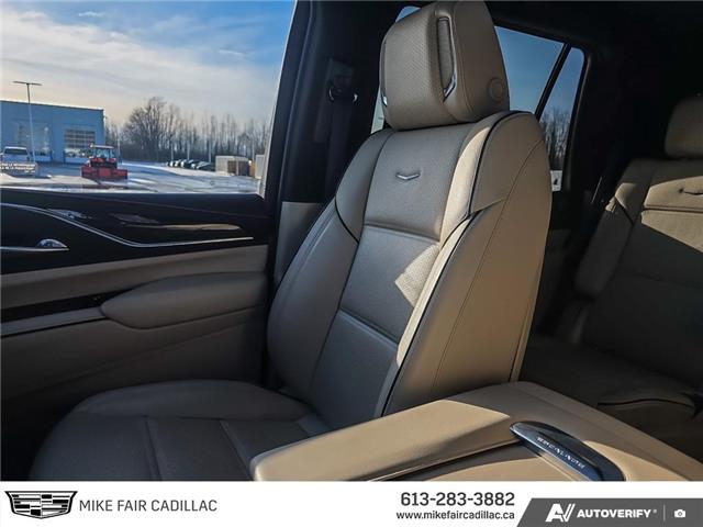 2022 Cadillac Escalade Premium Luxury (Stk: 25172A) in Perth - Image 21 of 26