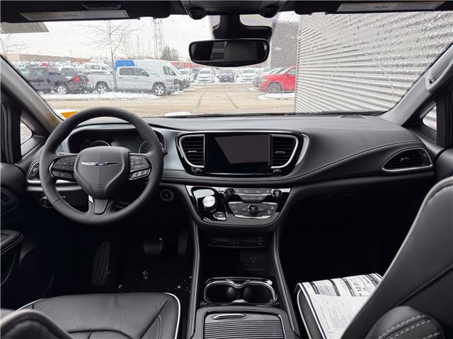 2026 Chrysler Pacifica Limited (Stk: 26089) in London - Image 18 of 32