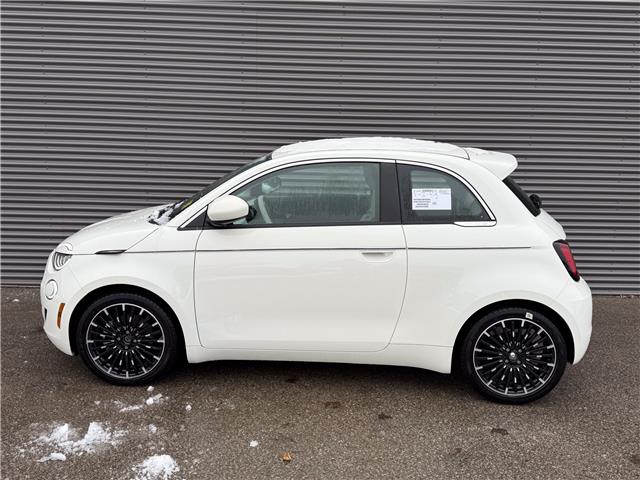 2025 Fiat 500e Base (Stk: F25014) in London - Image 3 of 18