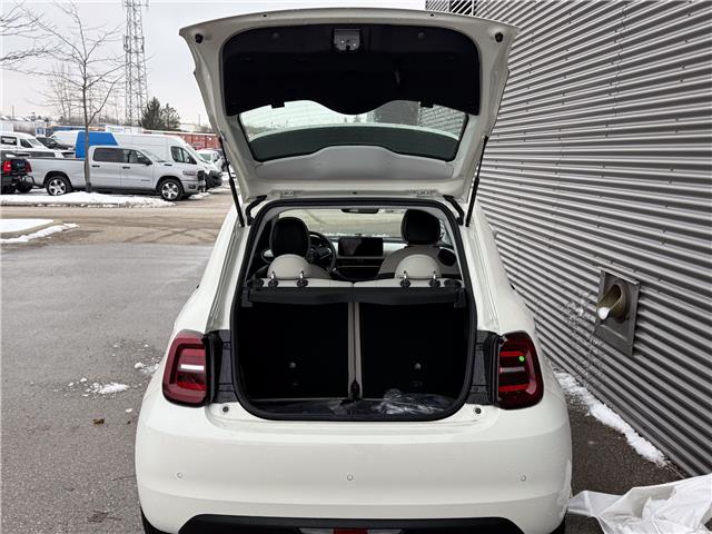 2025 Fiat 500e Base (Stk: F25014) in London - Image 6 of 18