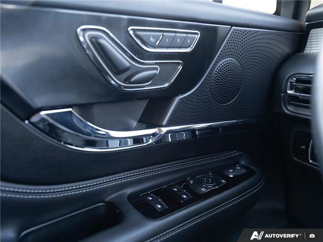 2025 Lincoln Corsair Premiere (Stk: P6325) in London - Image 16 of 25