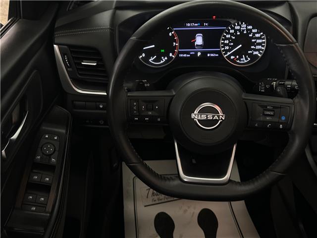 2024 Nissan Rogue SV Moonroof (Stk: 43256J) in Belleville - Image 11 of 23
