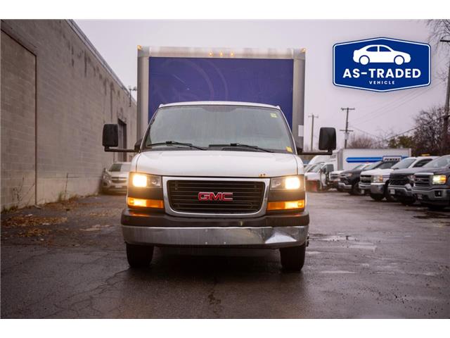 2015 GMC Savana Cutaway 3500 1WT (Stk: R27857A) in Ottawa - Image 4 of 12 2015 GMC Savana Cutaway 3500 1WT (Stk: R27857A) in Ottawa - Image 4 of 12