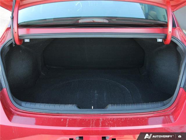 2021 Hyundai Elantra Preferred w/Sun & Tech Pkg (Stk: 101143) in London - Image 10 of 25