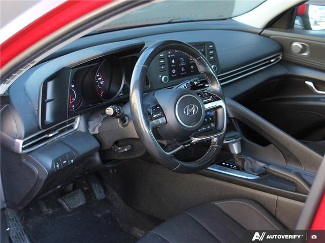 2021 Hyundai Elantra Preferred w/Sun & Tech Pkg (Stk: 101143) in London - Image 12 of 25