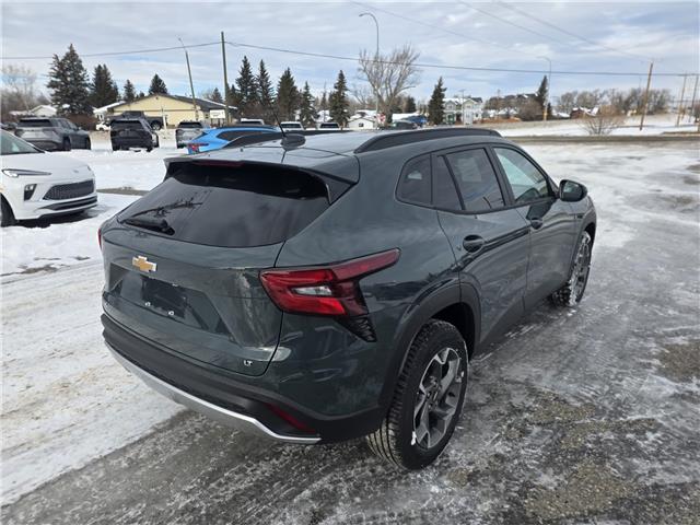 2026 Chevrolet Trax LT (Stk: 26TX1092) in Pincher Creek - Image 2 of 9