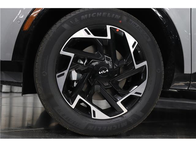 2025 Kia Sportage Plug-In Hybrid SX w/Black Interior (Stk: 26195C) in Edmonton - Image 10 of 30