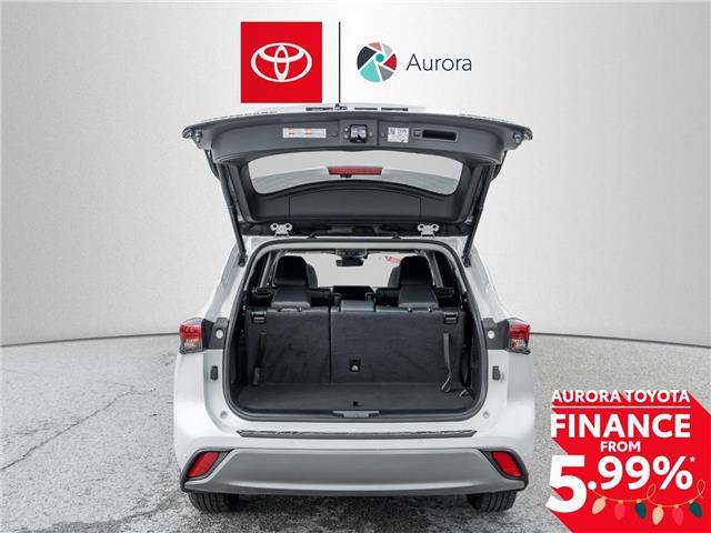 2023 Toyota Highlander Hybrid Limited (Stk: 8376) in Aurora - Image 9 of 32