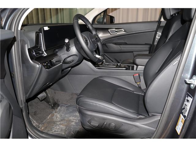 2025 Kia Sportage EX Premium w/Black Interior (Stk: 25671C) in Edmonton - Image 10 of 21