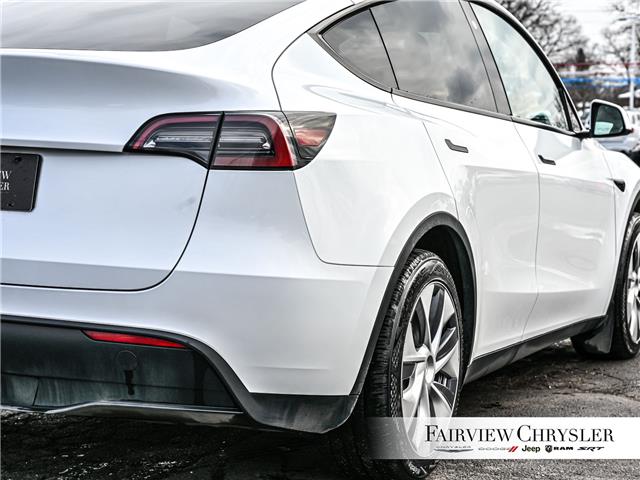 2023 Tesla Model Y Base (Stk: U21437) in Burlington - Image 11 of 29