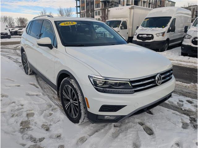 2018 Volkswagen Tiguan Highline (Stk: S-2215A) in Calgary - Image 8 of 27