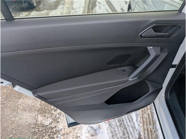 2018 Volkswagen Tiguan Highline (Stk: S-2215A) in Calgary - Image 16 of 27