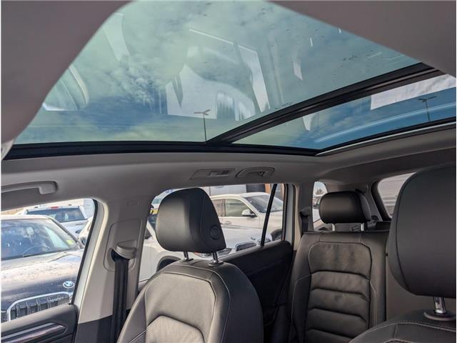 2018 Volkswagen Tiguan Highline (Stk: S-2215A) in Calgary - Image 23 of 27