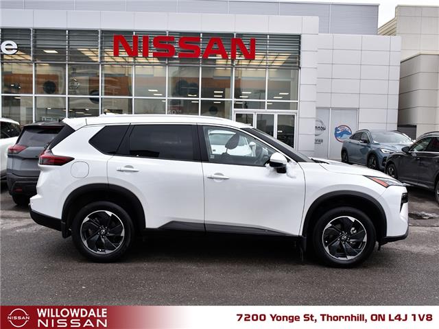 2024 Nissan Rogue SV Moonroof (Stk: XN6694A) in Thornhill - Image 5 of 24
