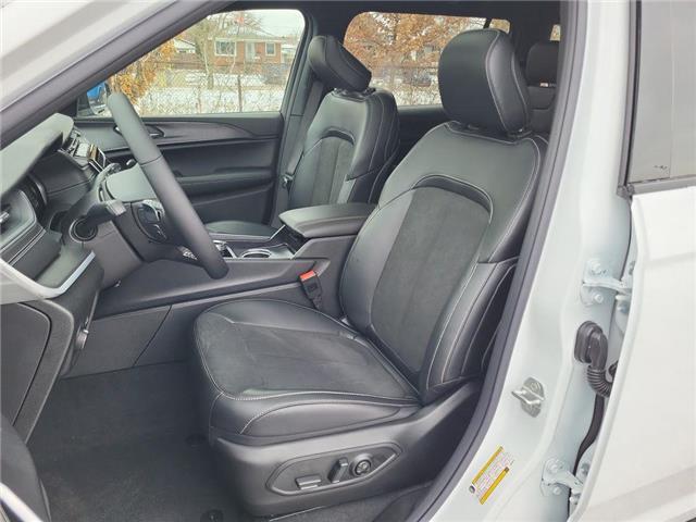 2025 Jeep Grand Cherokee L Laredo (Stk: 250446) in Windsor - Image 13 of 25