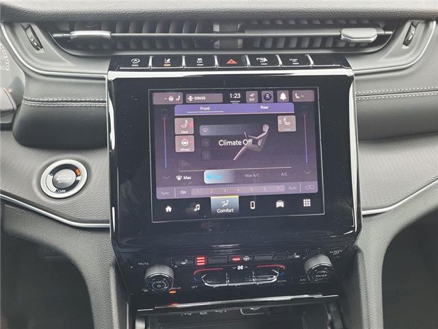 2025 Jeep Grand Cherokee L Laredo (Stk: 250446) in Windsor - Image 17 of 25