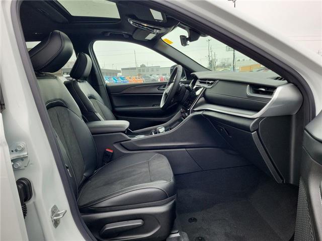 2025 Jeep Grand Cherokee L Laredo (Stk: 250446) in Windsor - Image 21 of 25