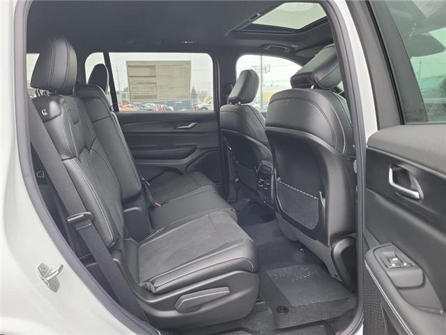2025 Jeep Grand Cherokee L Laredo (Stk: 250446) in Windsor - Image 22 of 25