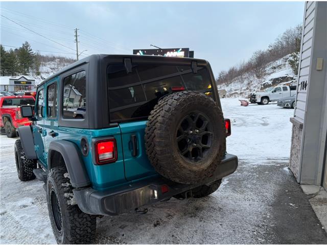 2024 Jeep Wrangler Sport (Stk: 12135) in Greater Sudbury - Image 6 of 8