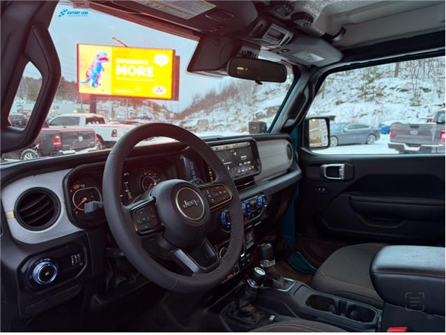 2024 Jeep Wrangler Sport (Stk: 12135) in Greater Sudbury - Image 7 of 8
