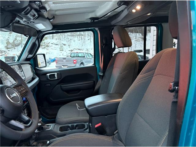 2024 Jeep Wrangler Sport (Stk: 12135) in Greater Sudbury - Image 8 of 8