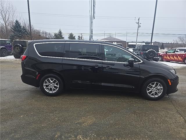 2026 Chrysler Grand Caravan SXT (Stk: T037) in Miramichi - Image 6 of 14