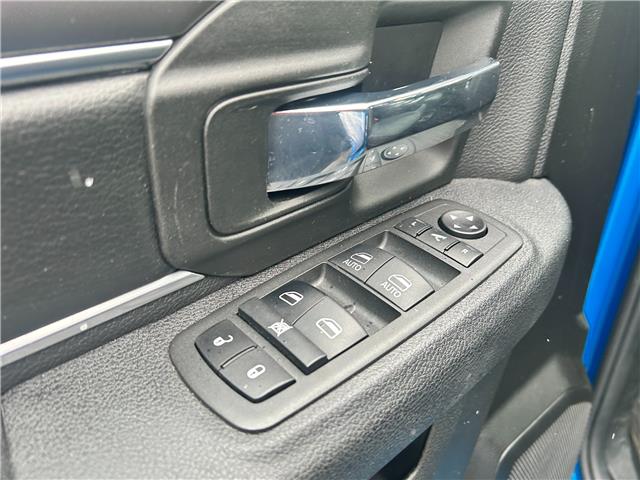 2021 RAM 1500 Classic SLT (Stk: V5327B) in Kingston - Image 17 of 24