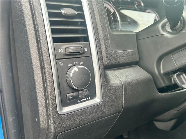 2021 RAM 1500 Classic SLT (Stk: V5327B) in Kingston - Image 18 of 24